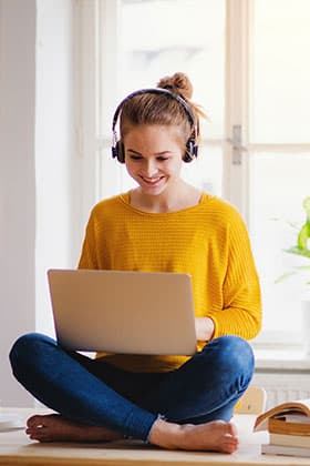 Student with laptop